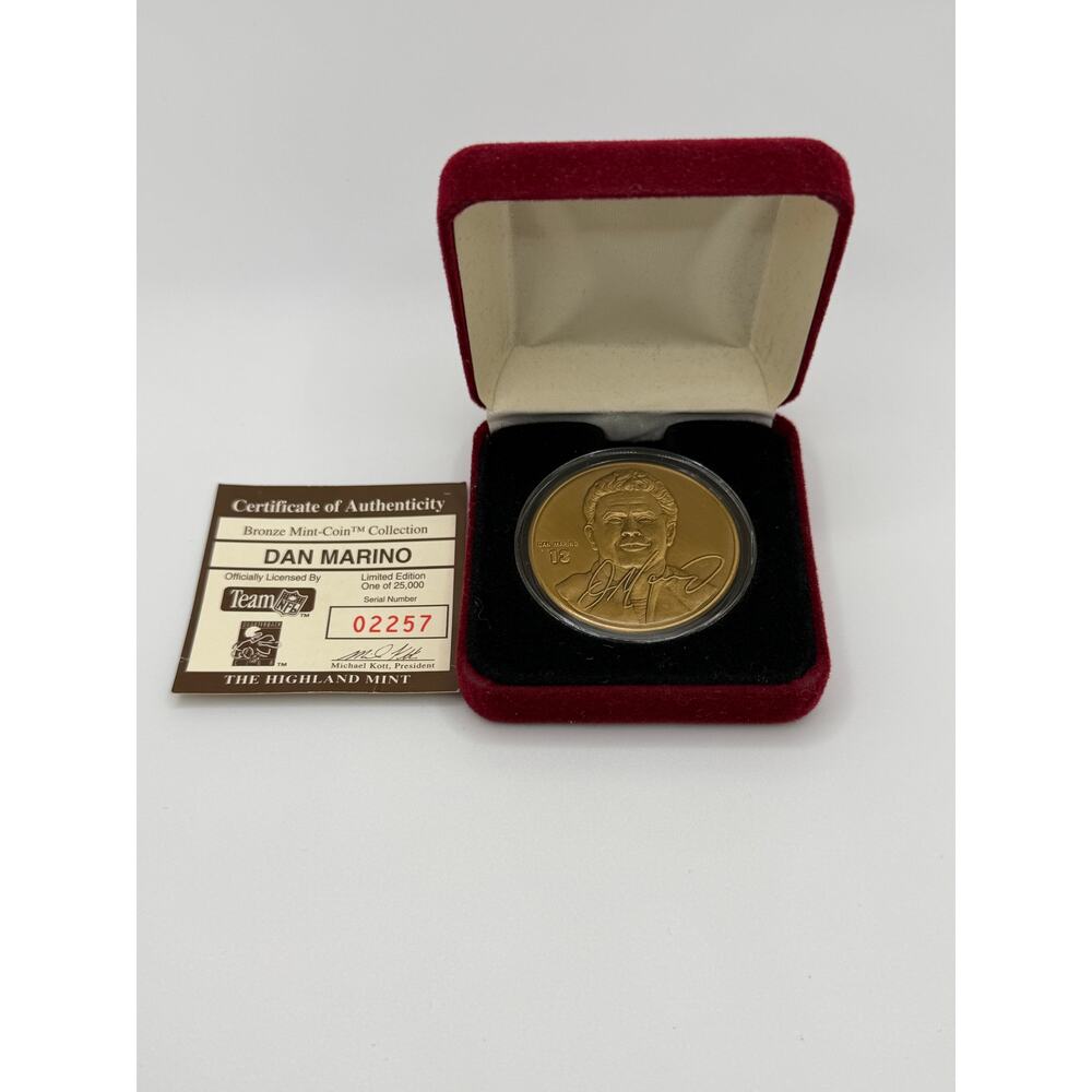 Vintage Officially Licensed NFL Dan Marino Bronze Mint Coin #02257